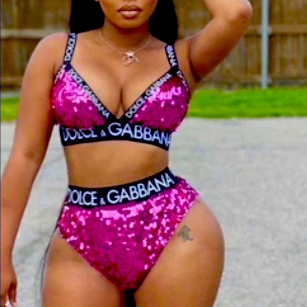 😍TRENDY D&G BRALETTE AND PANTY SET😍